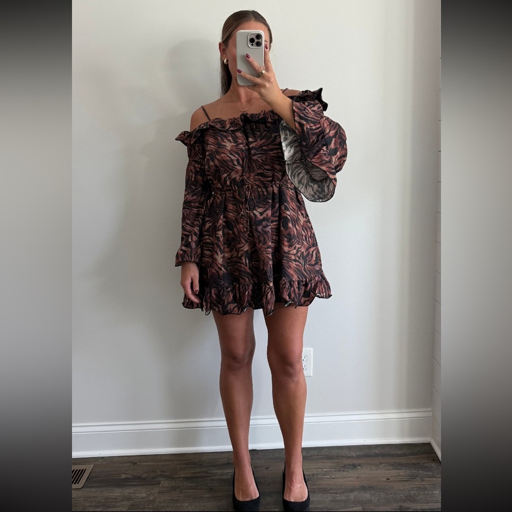 Off-Shoulder Black and Brown Print Dress